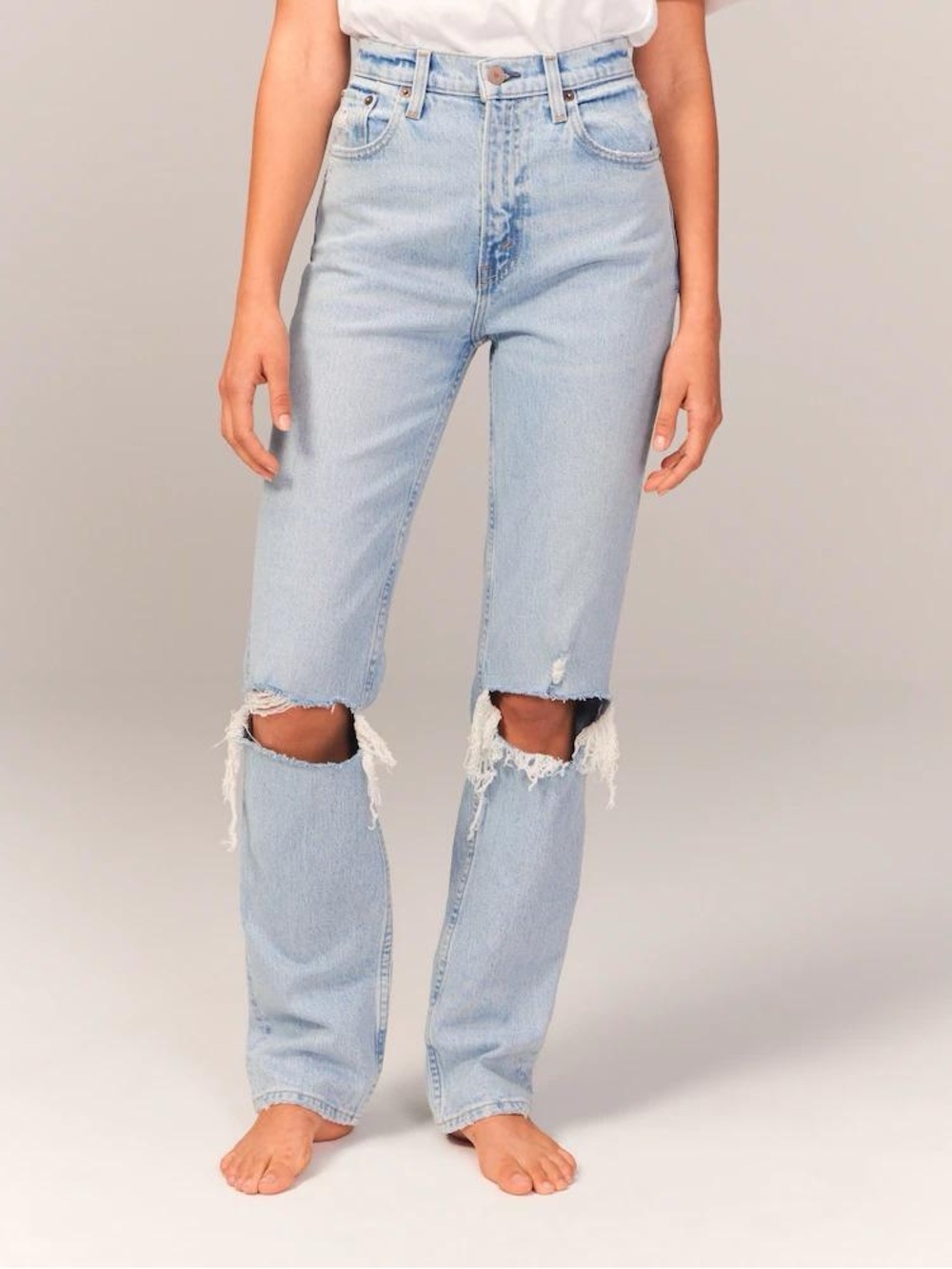 Abercrombie & Fitch 90s Straight Ultra High Rise Distressed Jeans 26